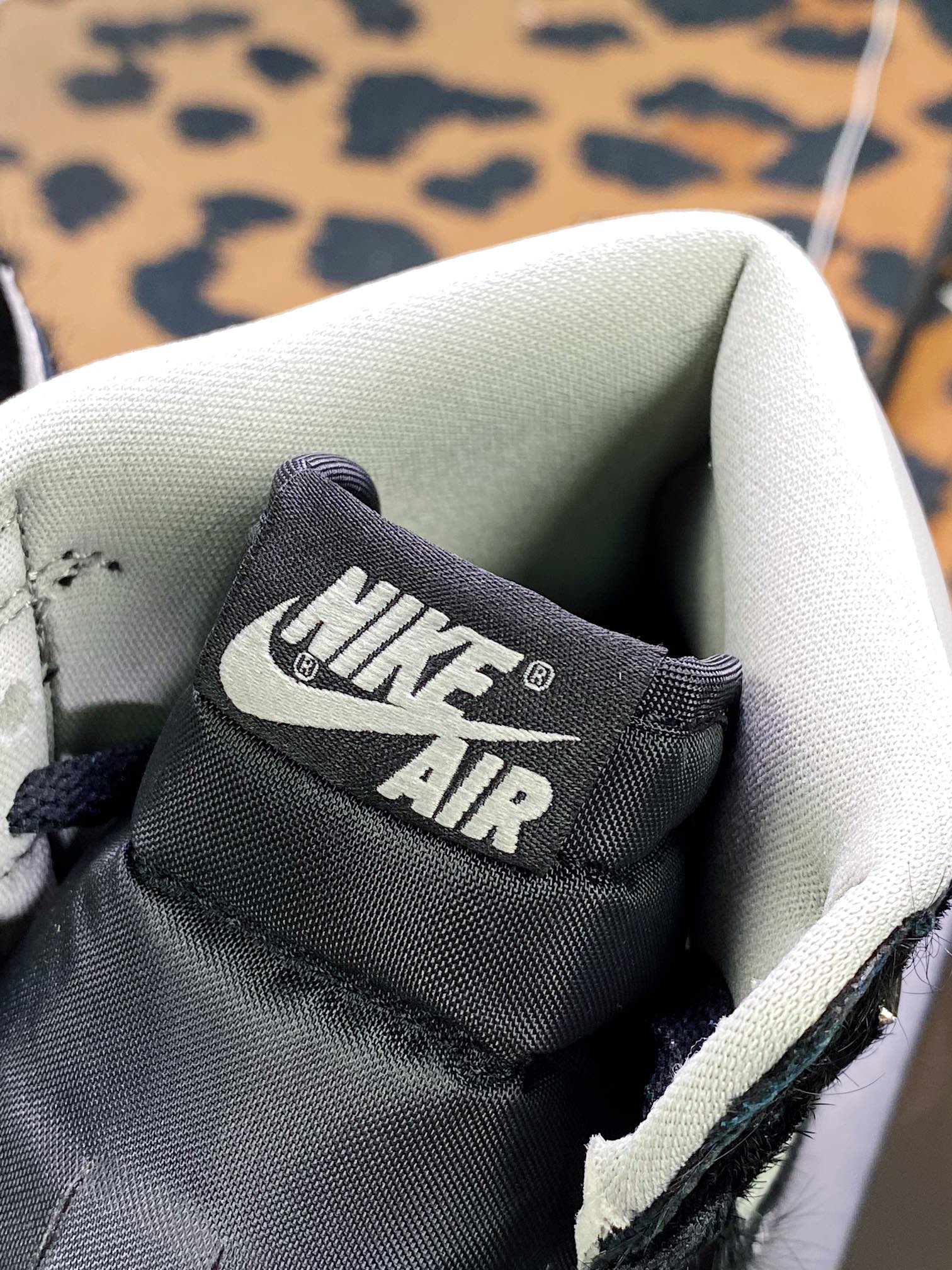 320  Wmns Air Jordan 1 High OG”twist 2.0”AJ1代经典复古经典高帮篮球鞋“马毛熊猫2.0”DZ2523-001