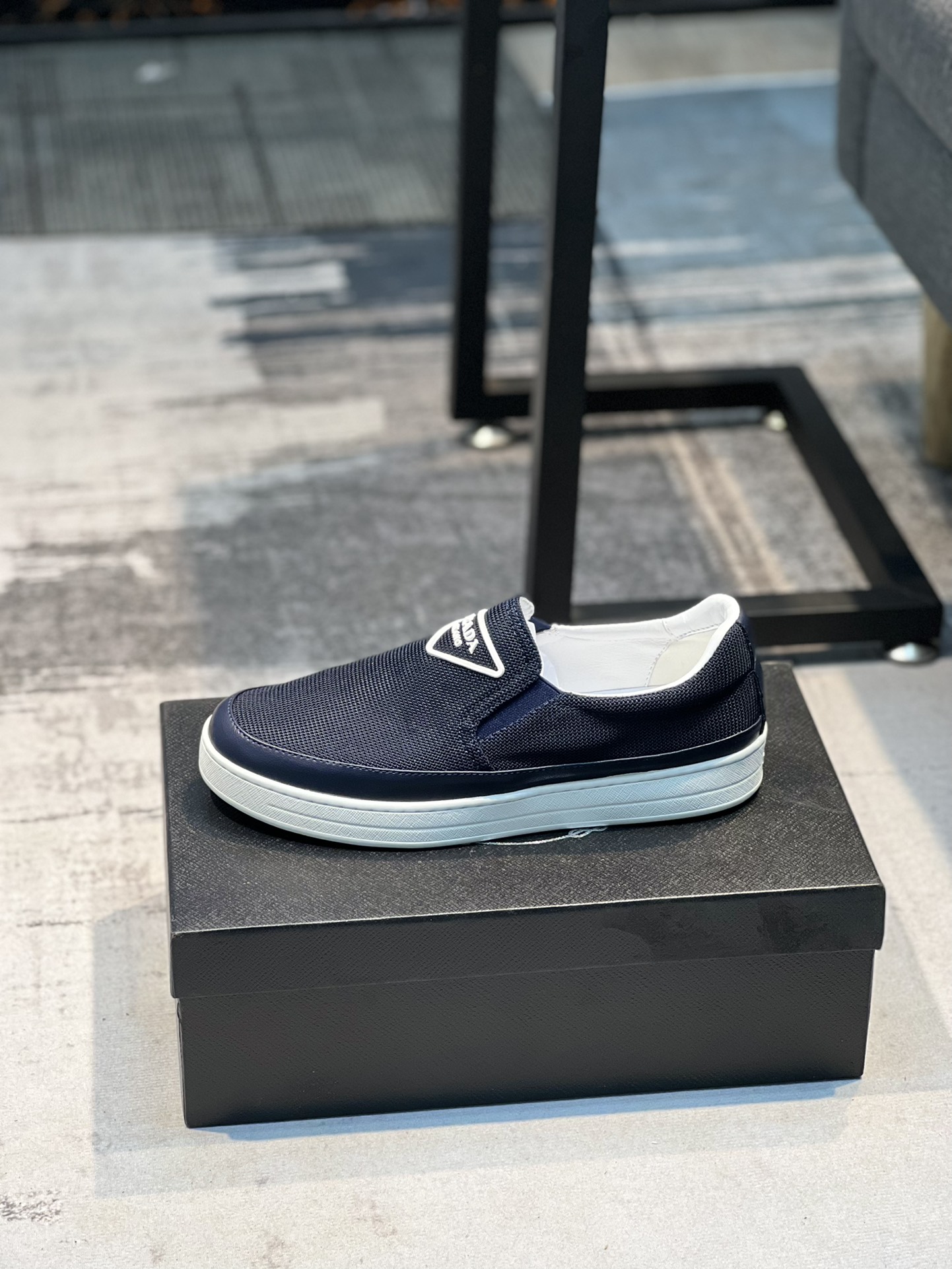 I5 PRADA普拉达男鞋专柜爆款，官网同步，高品质 原版飞织胶片面料+牛皮内里，11复刻 ，原厂原版底，38-4545定做不退换