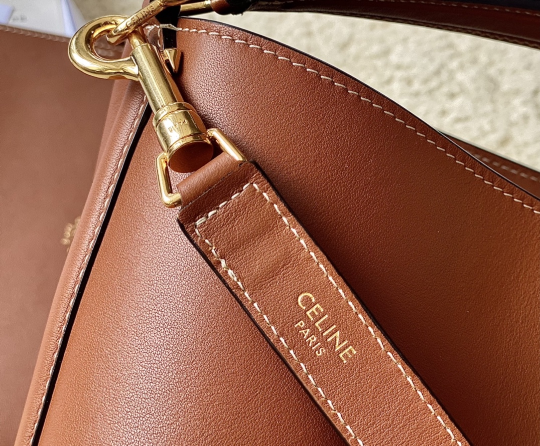 CELINE赛琳Bucket 16 牛皮革全皮水桶包195573