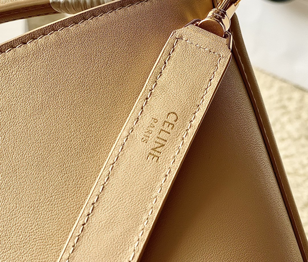 CELINE赛琳Bucket 16 牛皮革全皮水桶包195573