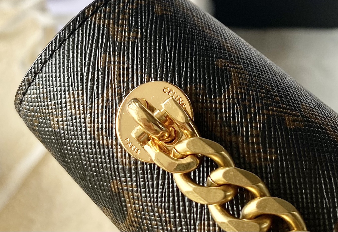 CELINE赛琳最新经典款链条腋下包197992