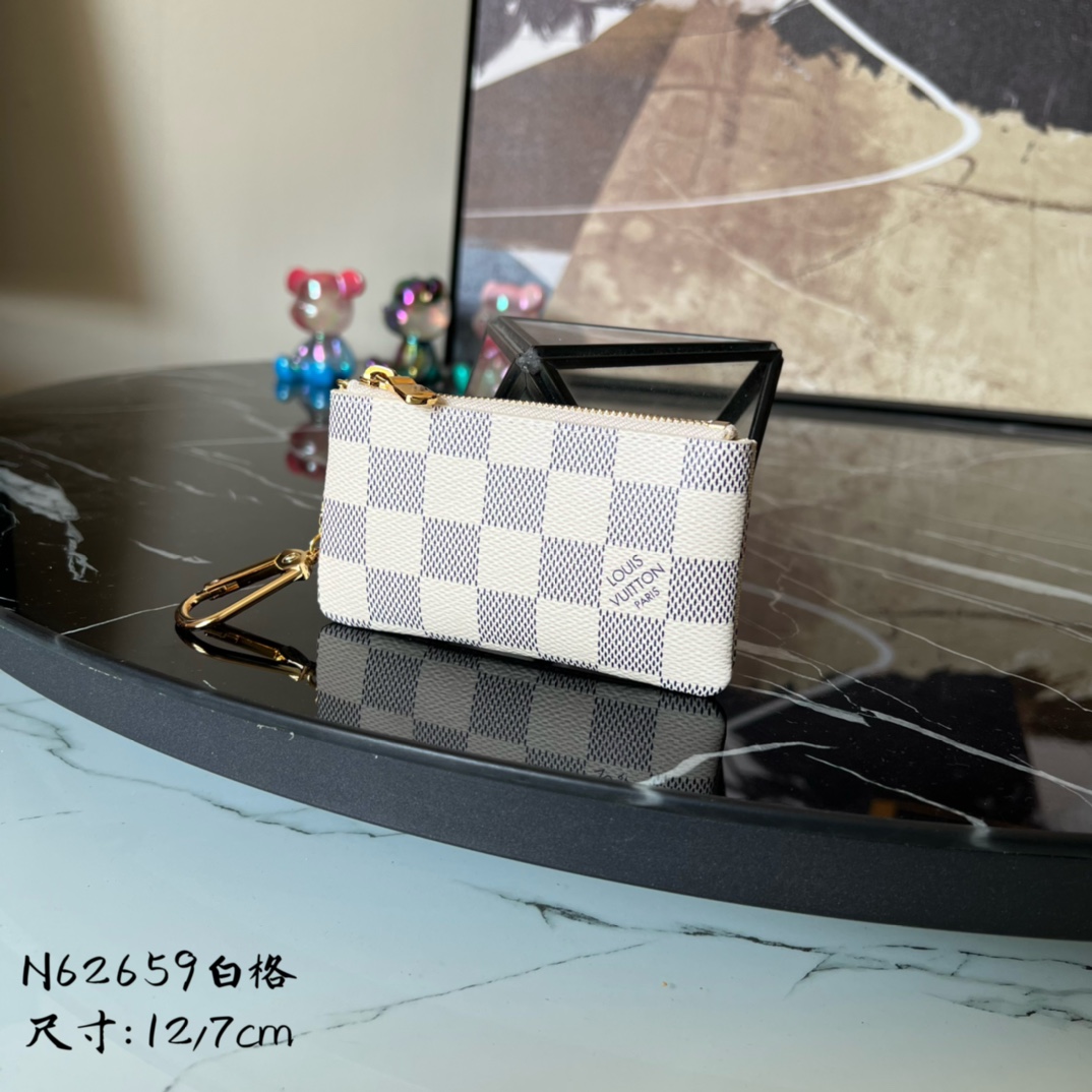 Louis Vuitton Good
 Wallet White Damier Azur N62659