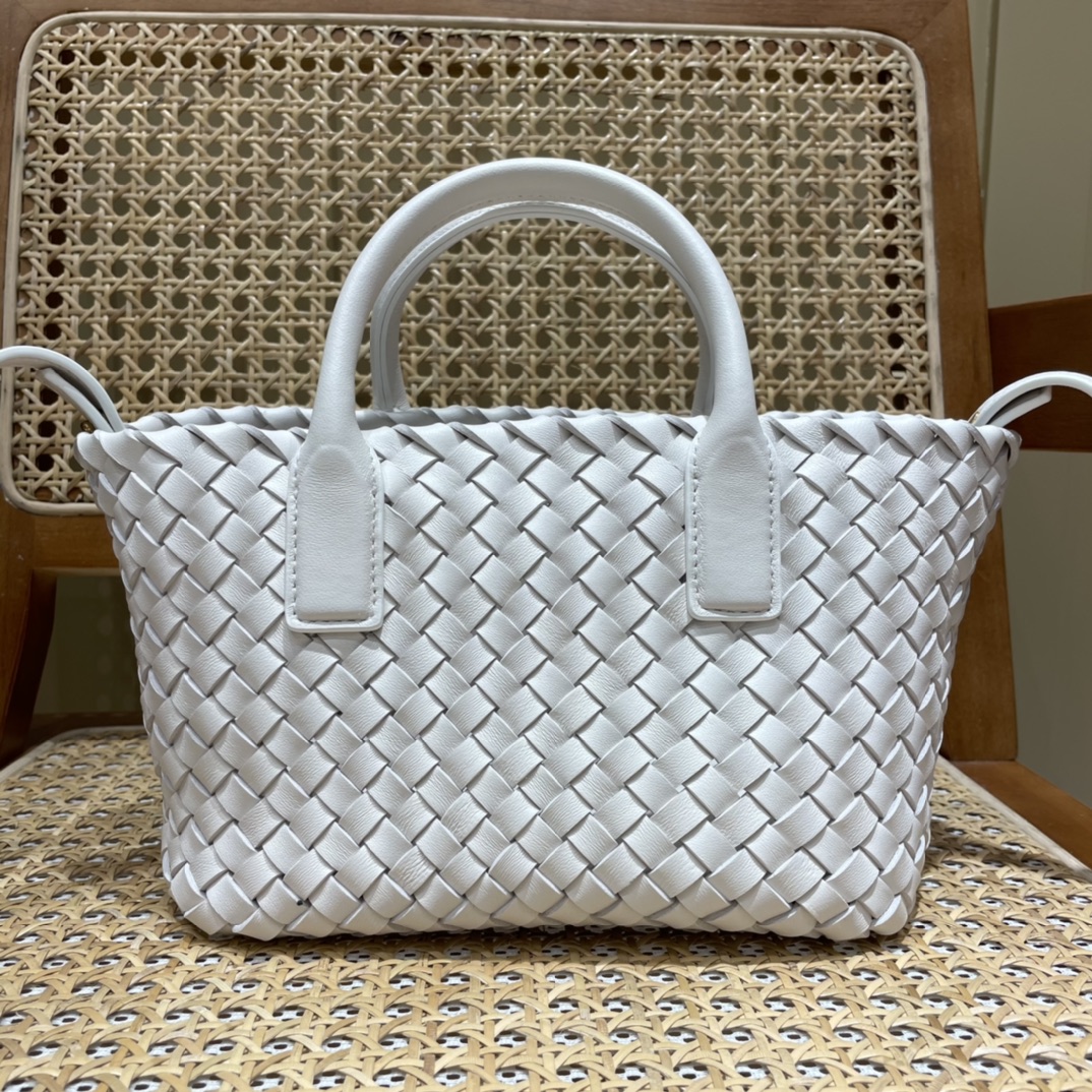 Bottega Veneta MINI CABAT 20CM BAG 709464白色