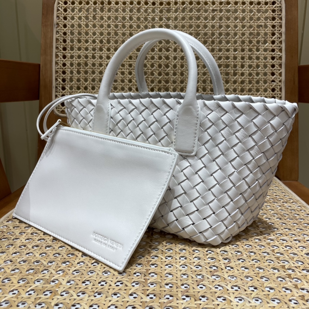 Bottega Veneta MINI CABAT 20CM BAG 709464白色