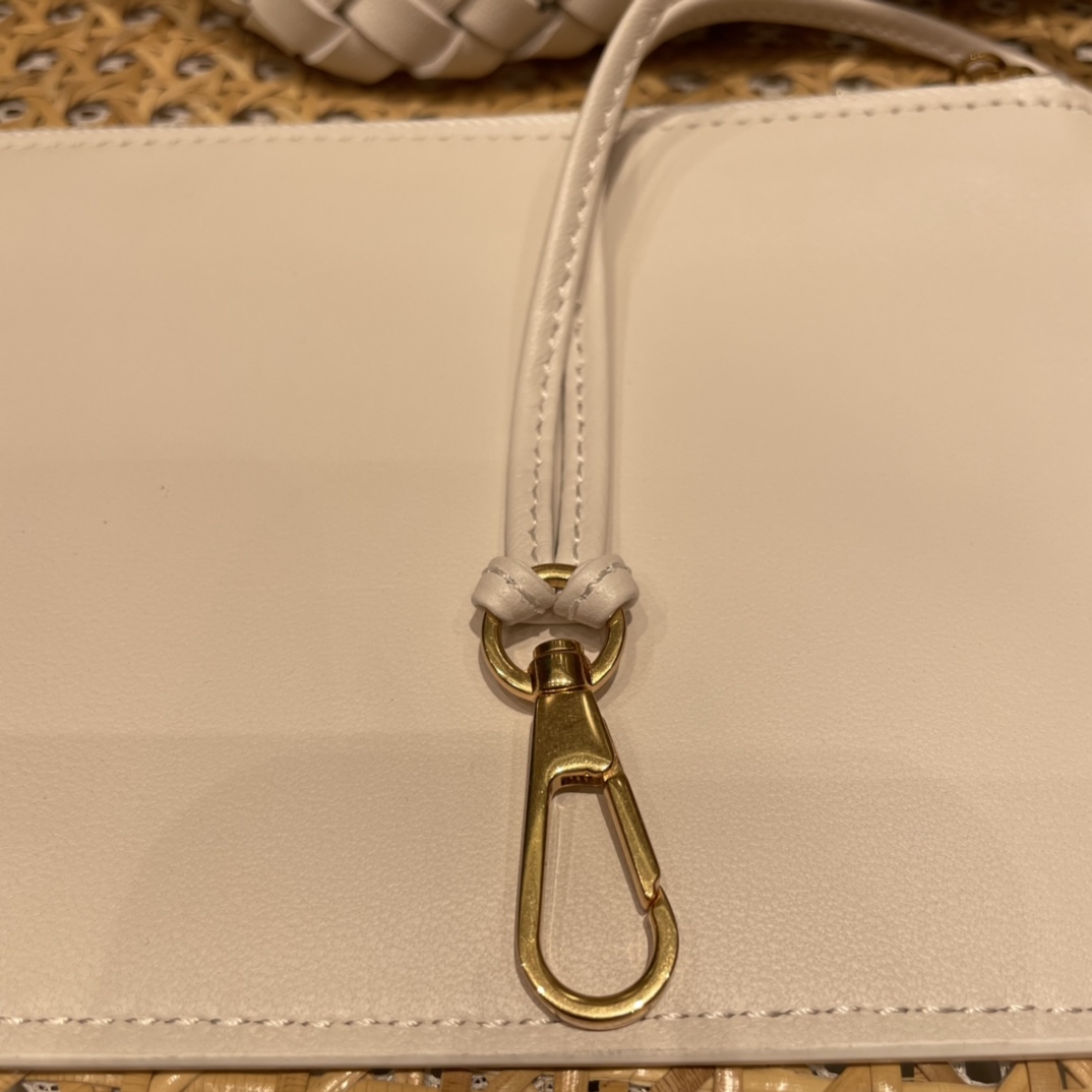 Bottega Veneta MINI CABAT 20CM BAG 709464白色
