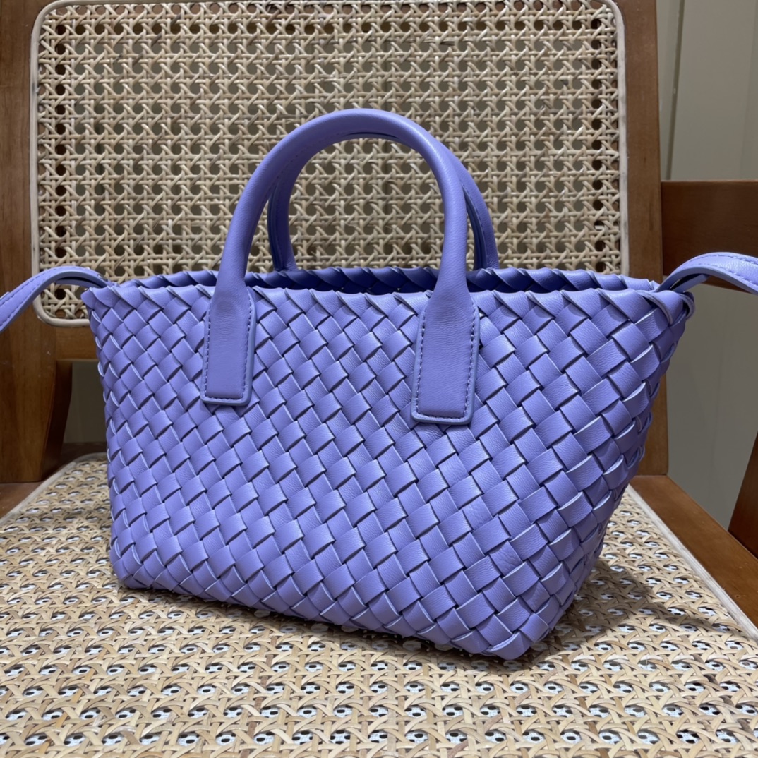 Bottega Veneta MINI CABAT 20CM BAG 709464紫藤色