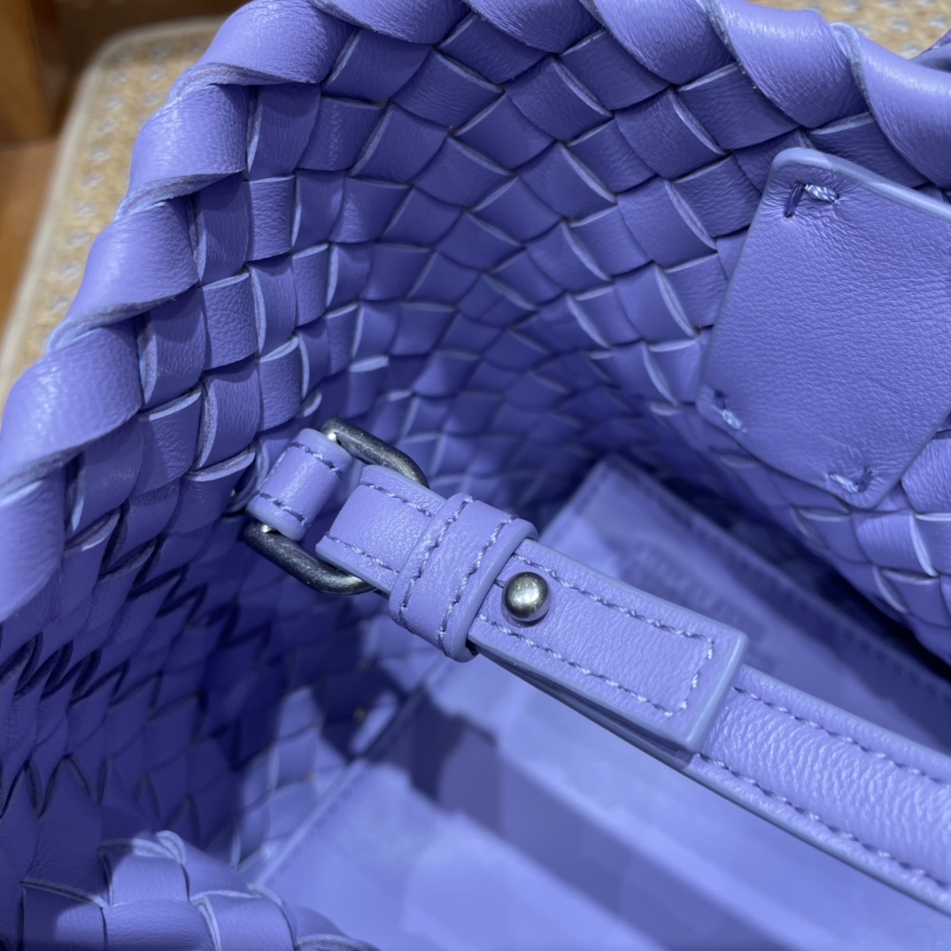 Bottega Veneta MINI CABAT 20CM BAG 709464紫藤色