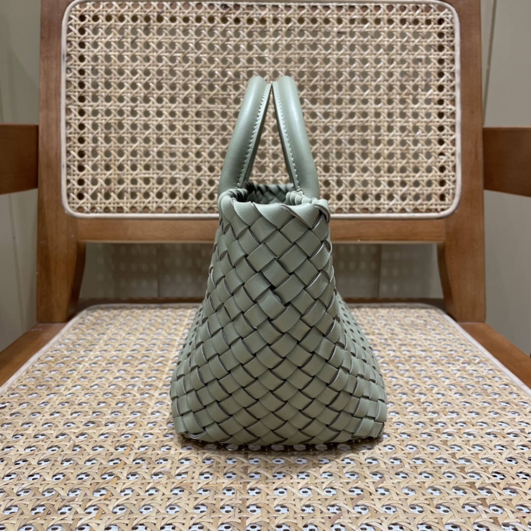 Bottega Veneta MINI CABAT 20CM BAG 709464洞石绿