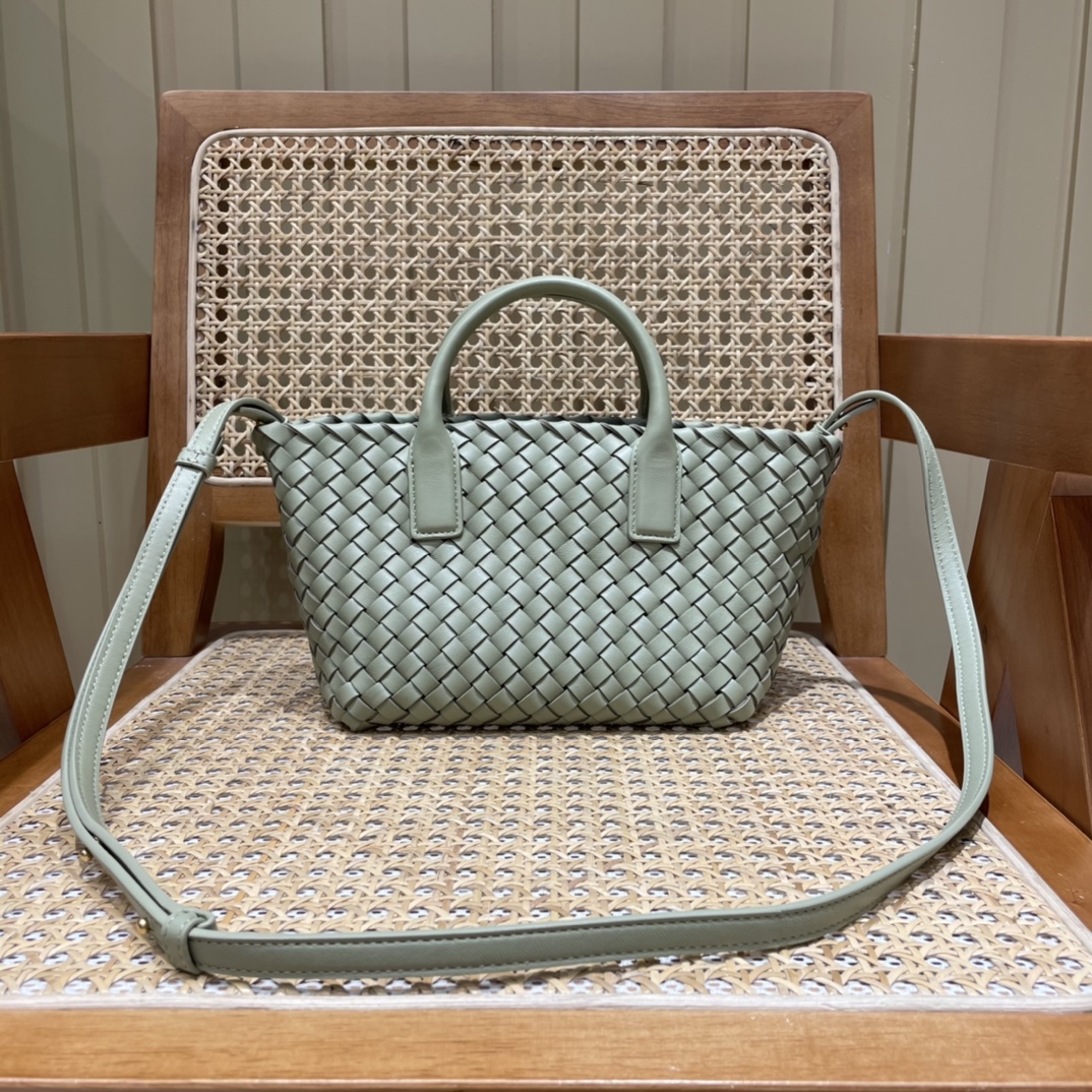 Bottega Veneta MINI CABAT 20CM BAG 709464洞石绿