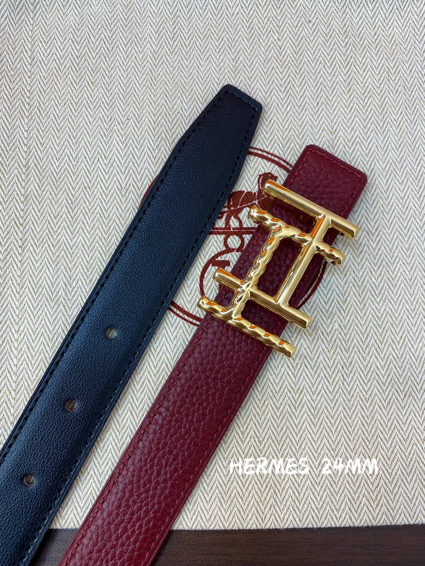 I0 Hermes 爱玛仕 精品皮帶扣&雙面皮腰帶 24MM 鍍鈀金属皮带扣 小牛皮双面腰带