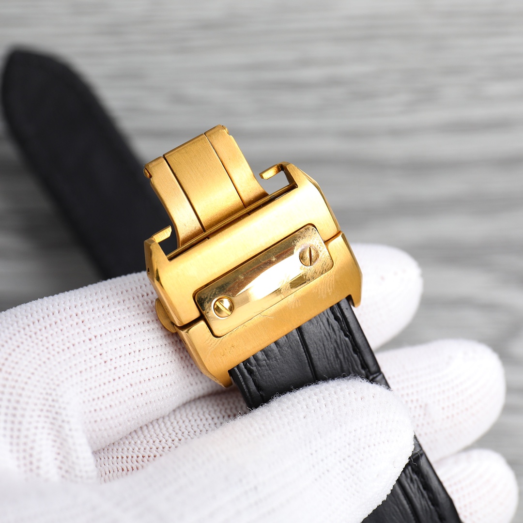 经典新款推出 卡地亚 CARTIER 🎮AF1 山度士腕表 WM509018