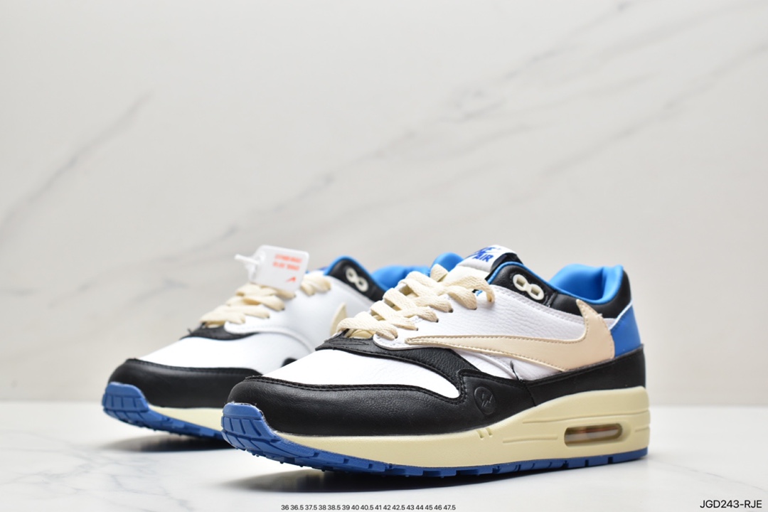 180 Nike Air Max 1 QS 初代复古气垫百搭休闲运动慢跑鞋 Nike Air Max 1 QS运动鞋兼具运动风范和时尚AH8145-001