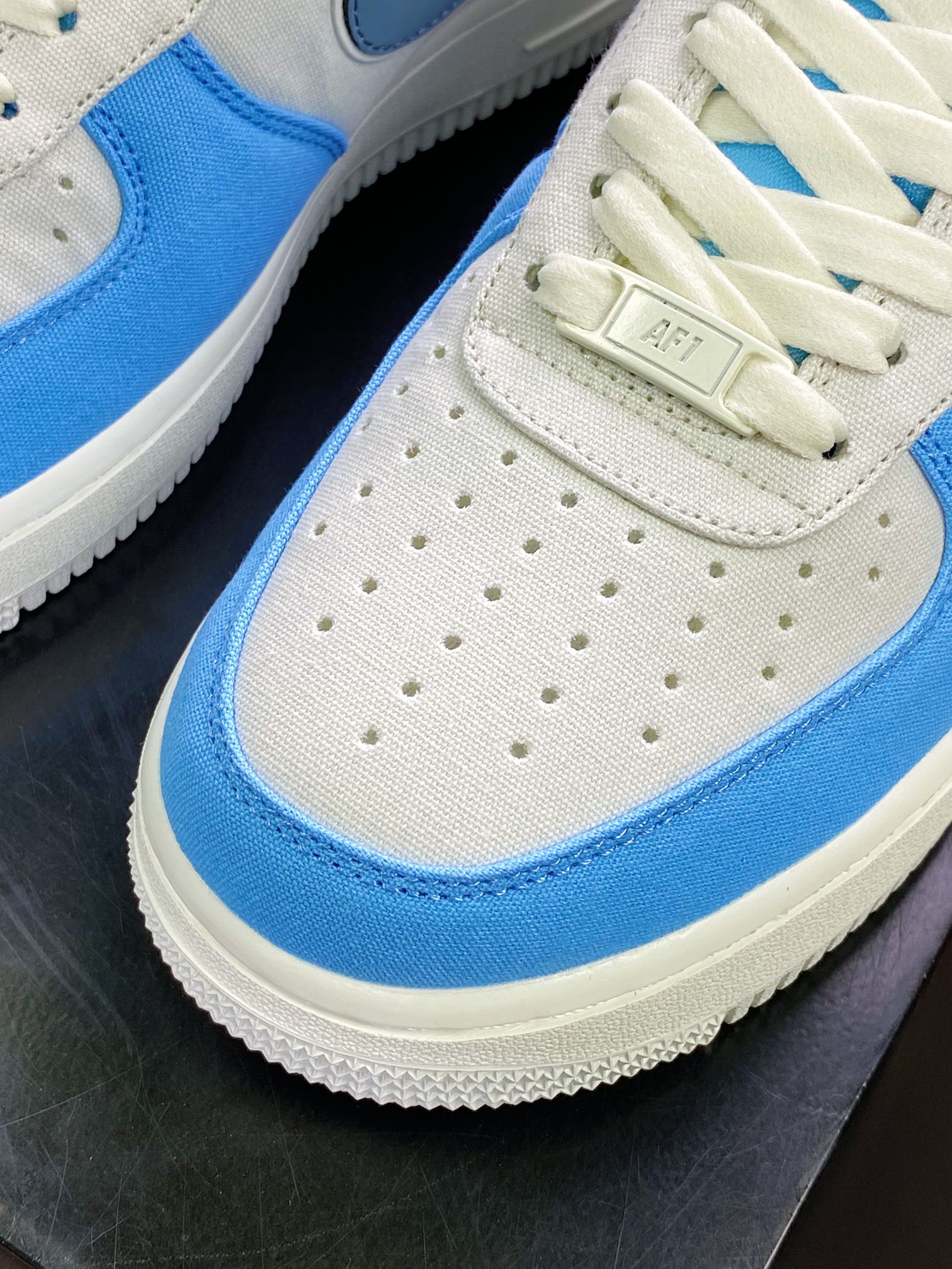 220 Air Force 1’07 Low QS”Armory Blue”空军一号经典低帮百搭休闲运动板鞋DG2296-024-莆田鞋,莆田鞋货源,高仿鞋,高仿鞋货源,安福档口,莆田高仿鞋,莆田鞋批发,高仿鞋批发,莆田高仿运动鞋,高仿运动鞋,莆田运动鞋 220 Air Force 1’07 Low QS”Armory Blue”空军一号经典低帮百搭休闲运动板鞋DG2296-024
