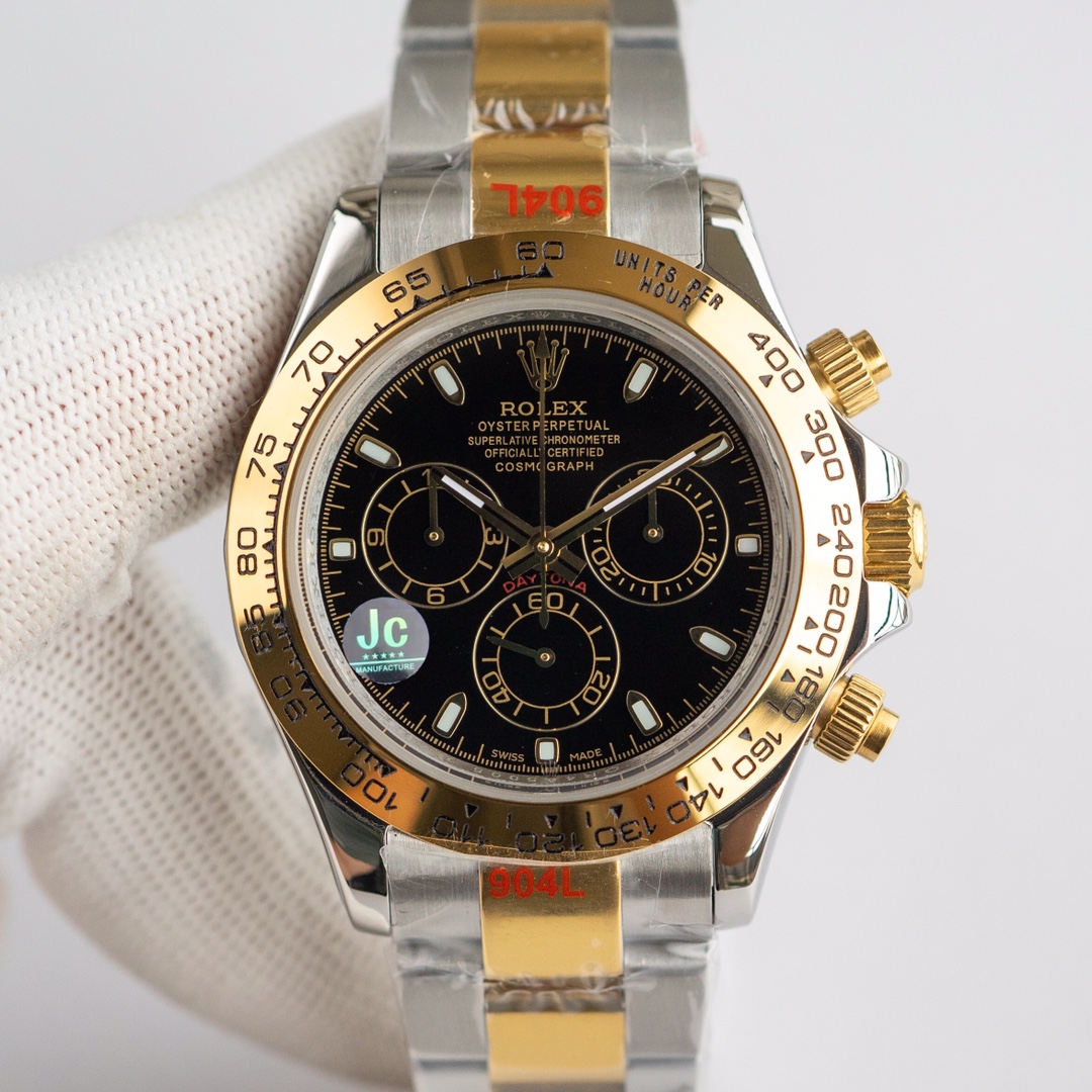 NO:143524,The top version of the cosmic model Ditona 116508 watch! The original one-to-one mold opening, with a diameter of 40 millimeters using a movement. This is a stable chronograph function movement, and the thickness is consistent with the original, completing a perfect top-level reproduction! ! In addition, the shell is cast with 904L stainless steel and is electroplated with 2N18 gold. The color is more prominent and the luster is brighter, which is closer to 18k gold! The crown is equipped with a screw-in three-button lock triple waterproof system, which is more waterproof! ! In addition, the mirror uses high-brightness sapphire glass, original invisible wheat head, Oyster insurance discount with 5mm easy-to-adjust chain link stretching system, the latest artifact! I have been imitated and never surpassed. Only by constantly breaking through myself can I lead the pioneer! ! ! , gold19860909顶级版本宇宙计型迪通拿116508腕表！ 原版一比一开模,直径40毫采用机芯,这是一款稳定计时功能机芯,并且达到厚度与原装一致,完成完美的顶级复刻！！ 另外外壳沿用904L精钢铸造配以2N18金电镀,颜色更突出,光泽更明亮,与18k黄金更接近！表冠以旋入式三扣锁三重防水系统,防水更严密！！加上镜面采用高亮度蓝宝石玻璃,原装隐形麦头,蚝式保险摺扣配5毫米易调链节伸展系统,最新神器！ 一直被模仿,从未被超越,只有不停突破自已,才能领导先驱！！！,,gold,Watch