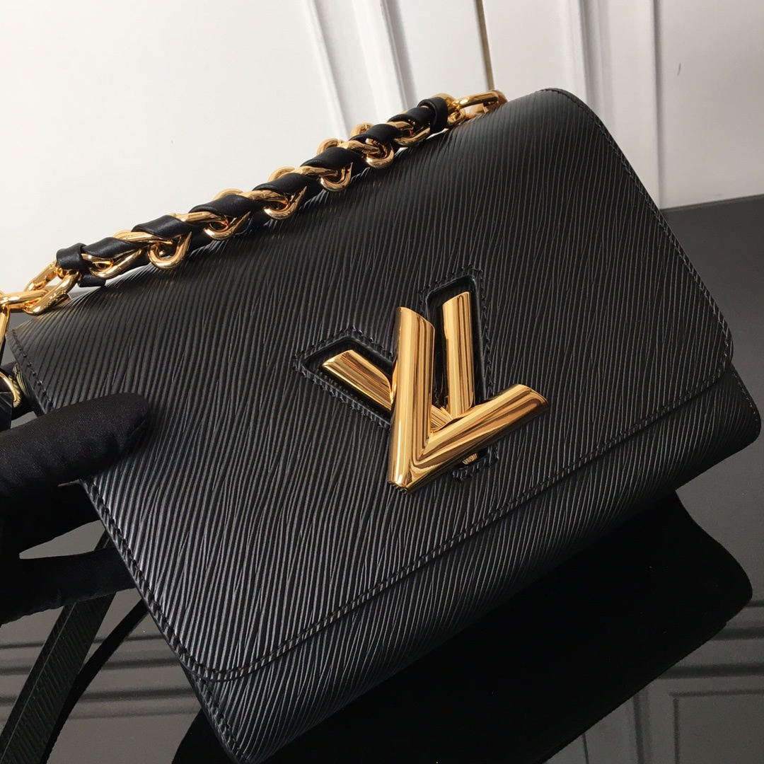 M59887黑色【顶级原单】本款 Twist 中号手袋取材深染 Epi 粒面皮革,搭配可拆卸粗犷皮革编织