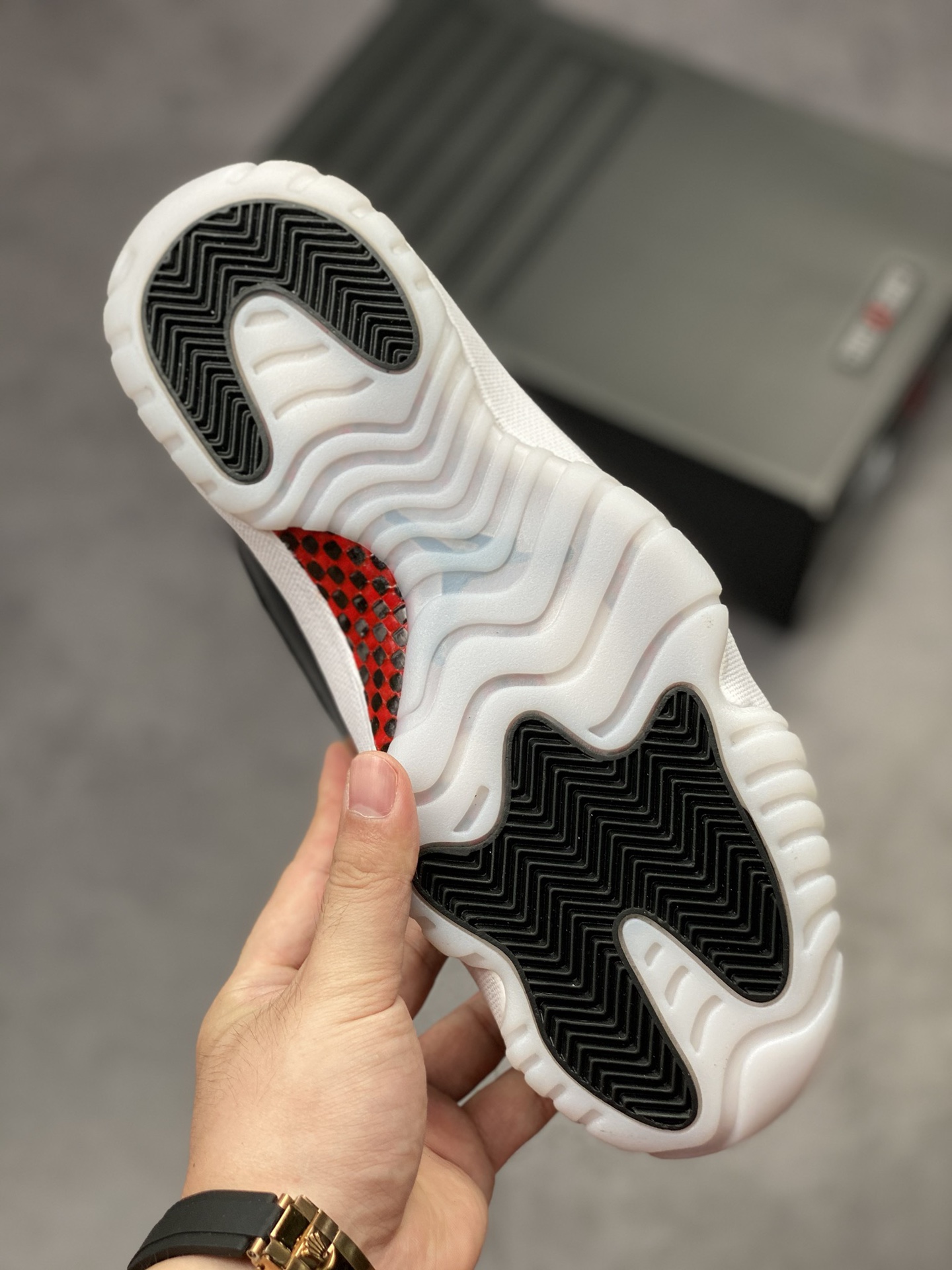 250 Air Jordan 11 Retro “72-10”大魔王 378037-002