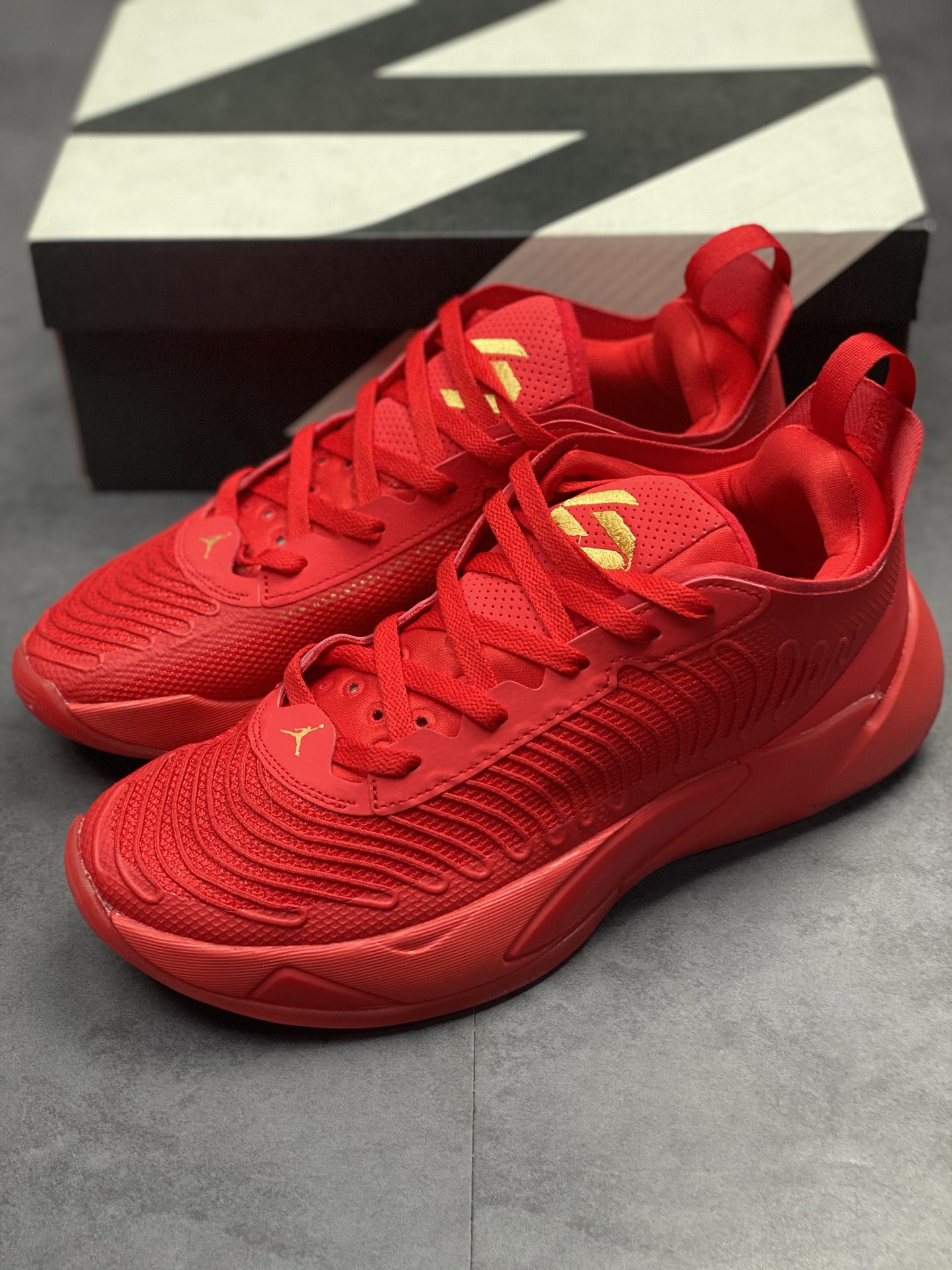 220 Jordan Luka 1 PF东契奇签名篮球鞋 DN1772-600