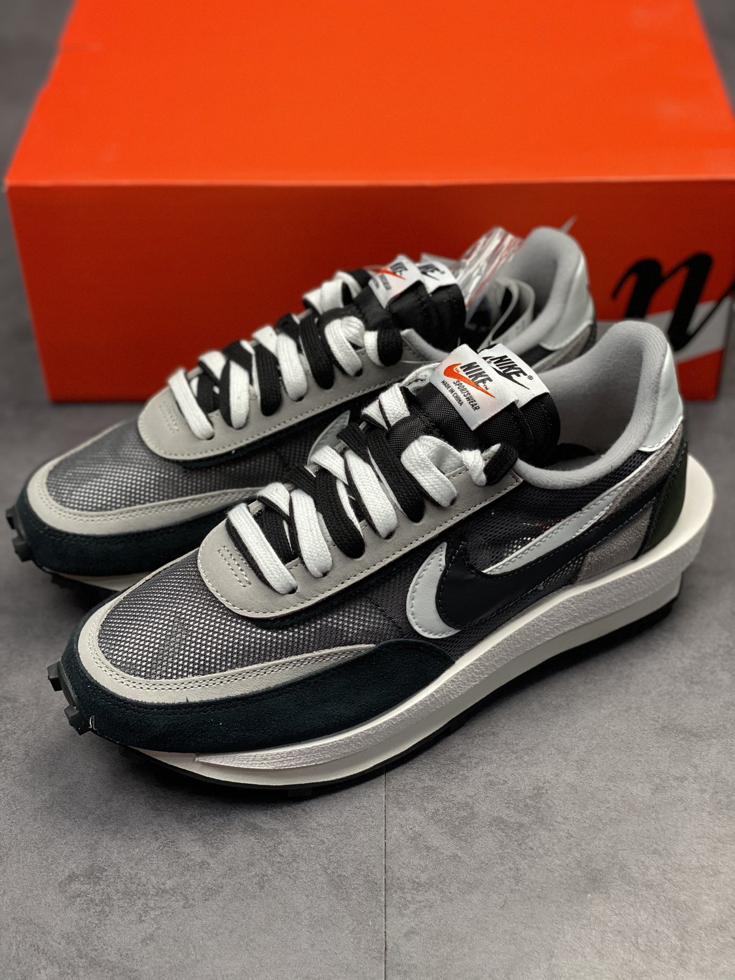 280 Sacai x Nike LVD Waffle Daybreak 联名解构走秀款 BV0073-001