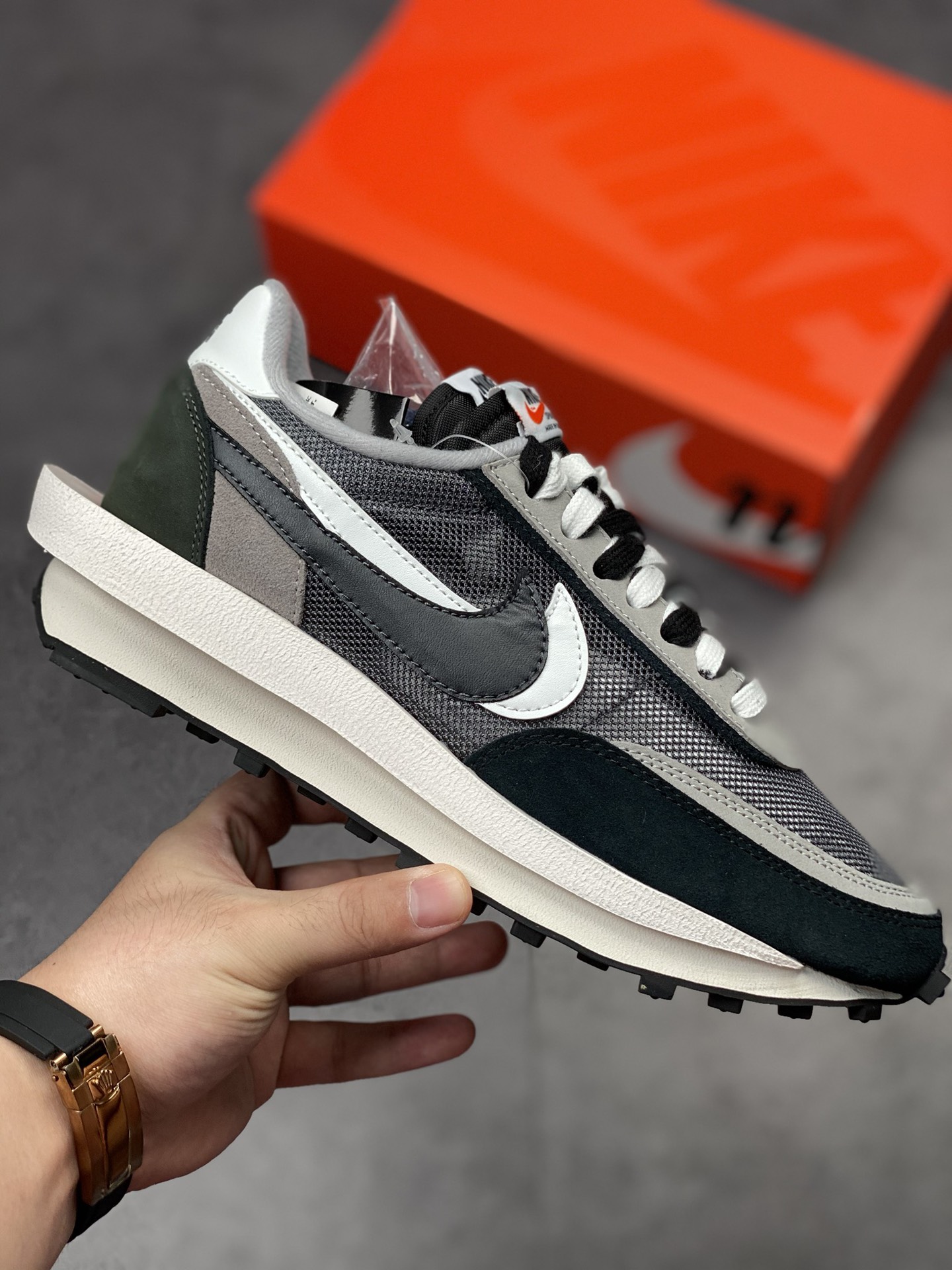 280 Sacai x Nike LVD Waffle Daybreak 联名解构走秀款 BV0073-001