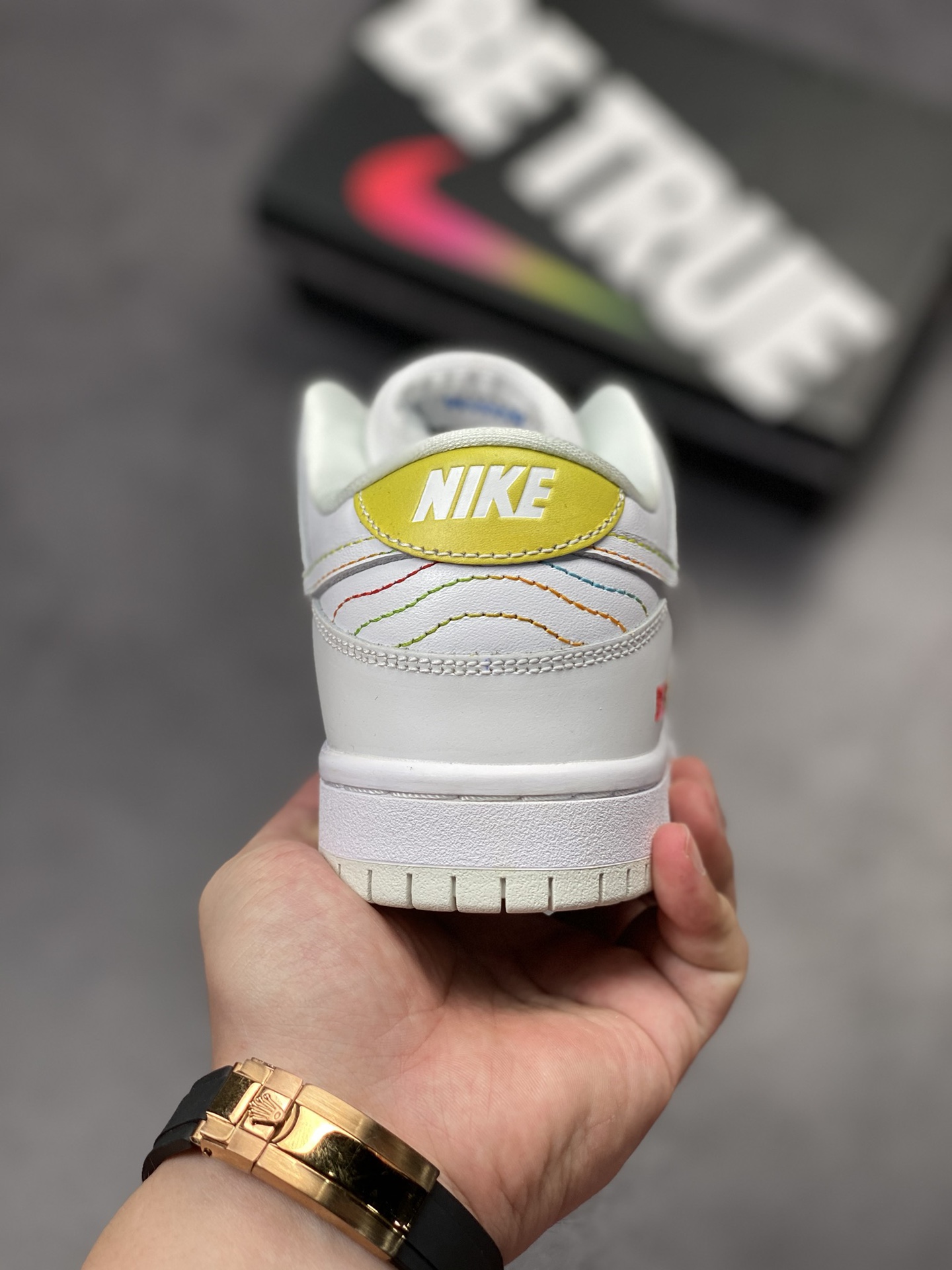 280 Nike SB Dunk Low Pro ”BETRUE” 彩虹渐变 刮刮乐 DR4876-100