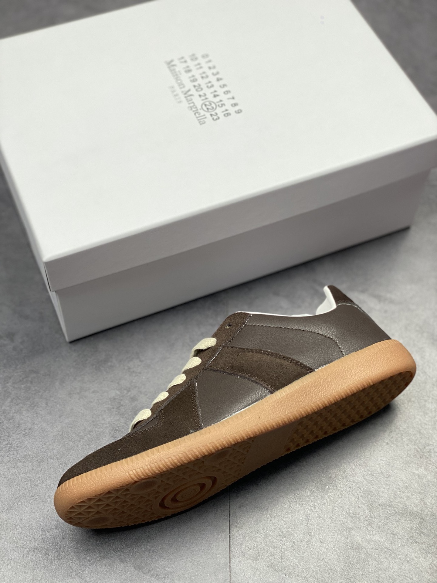 Maison Margiela Martin Margiela 22 Classic Replica Leather Low sneaker classic gentleman moral training flat bottom all-match sneakers S58WS0109