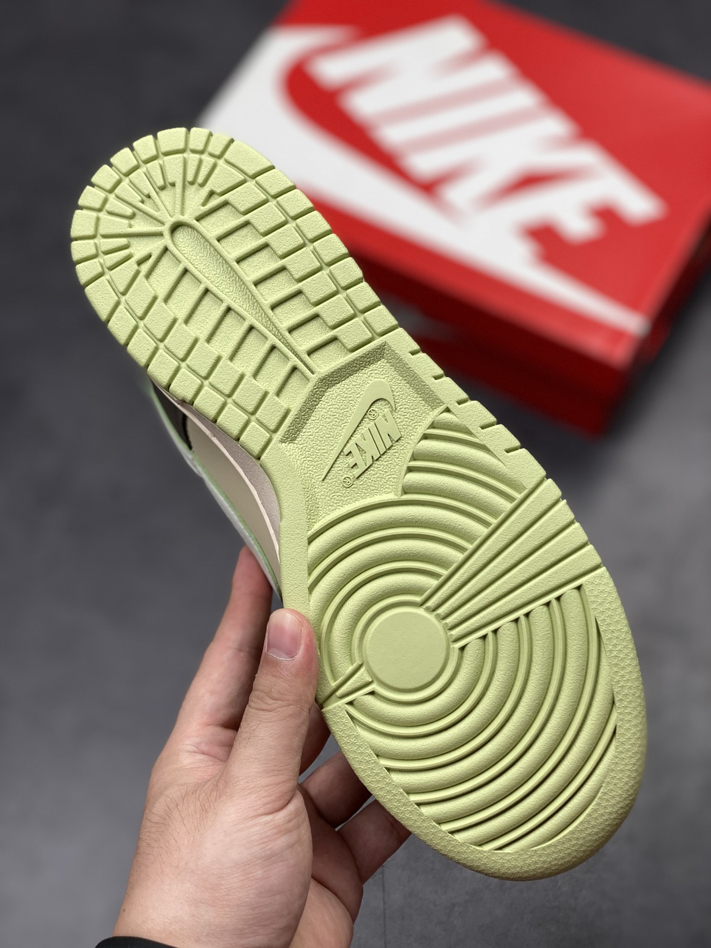 280 Nike SB Dunk Low 卡其棕绿配色FB4960-210