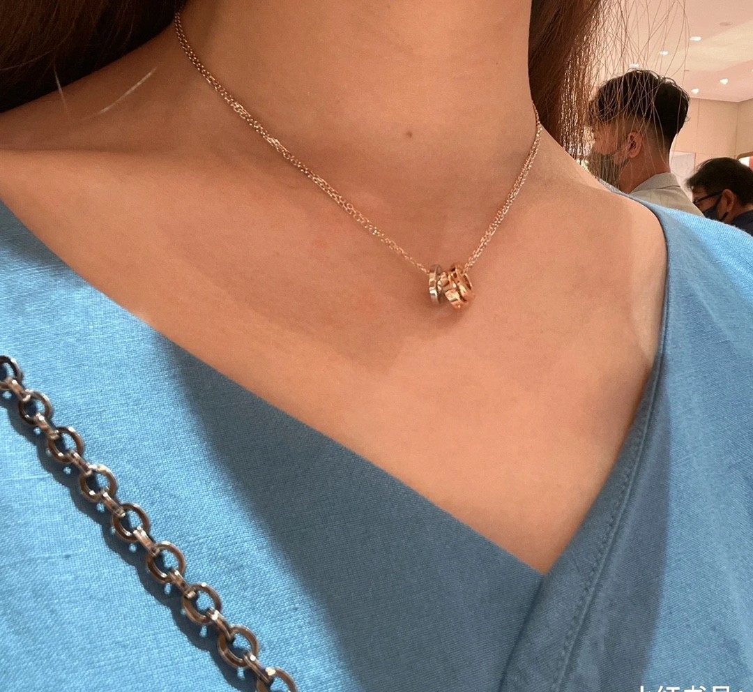 Cartier Cartier/卡地亚 CNC彩金 三螺环丝小饼项链