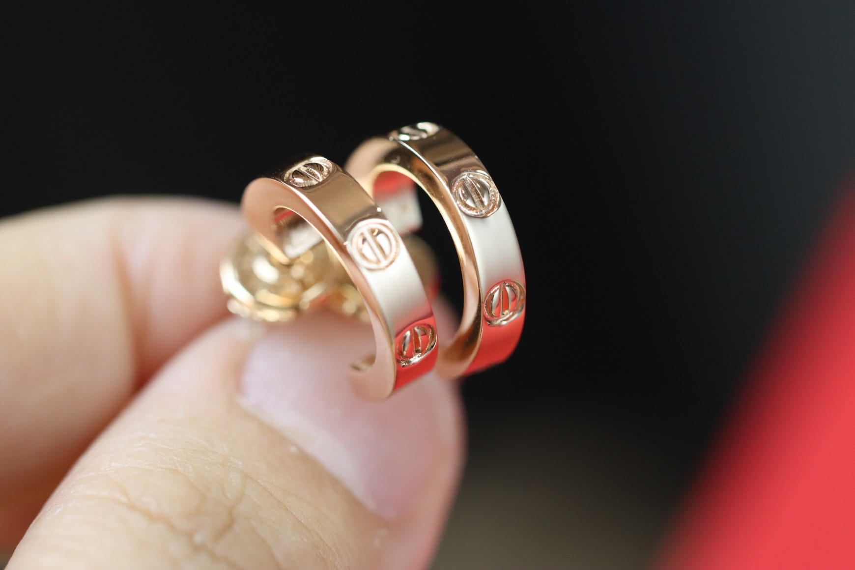 Cartier Cartier/卡地亚 Love系列 CNC螺丝半圈耳环
