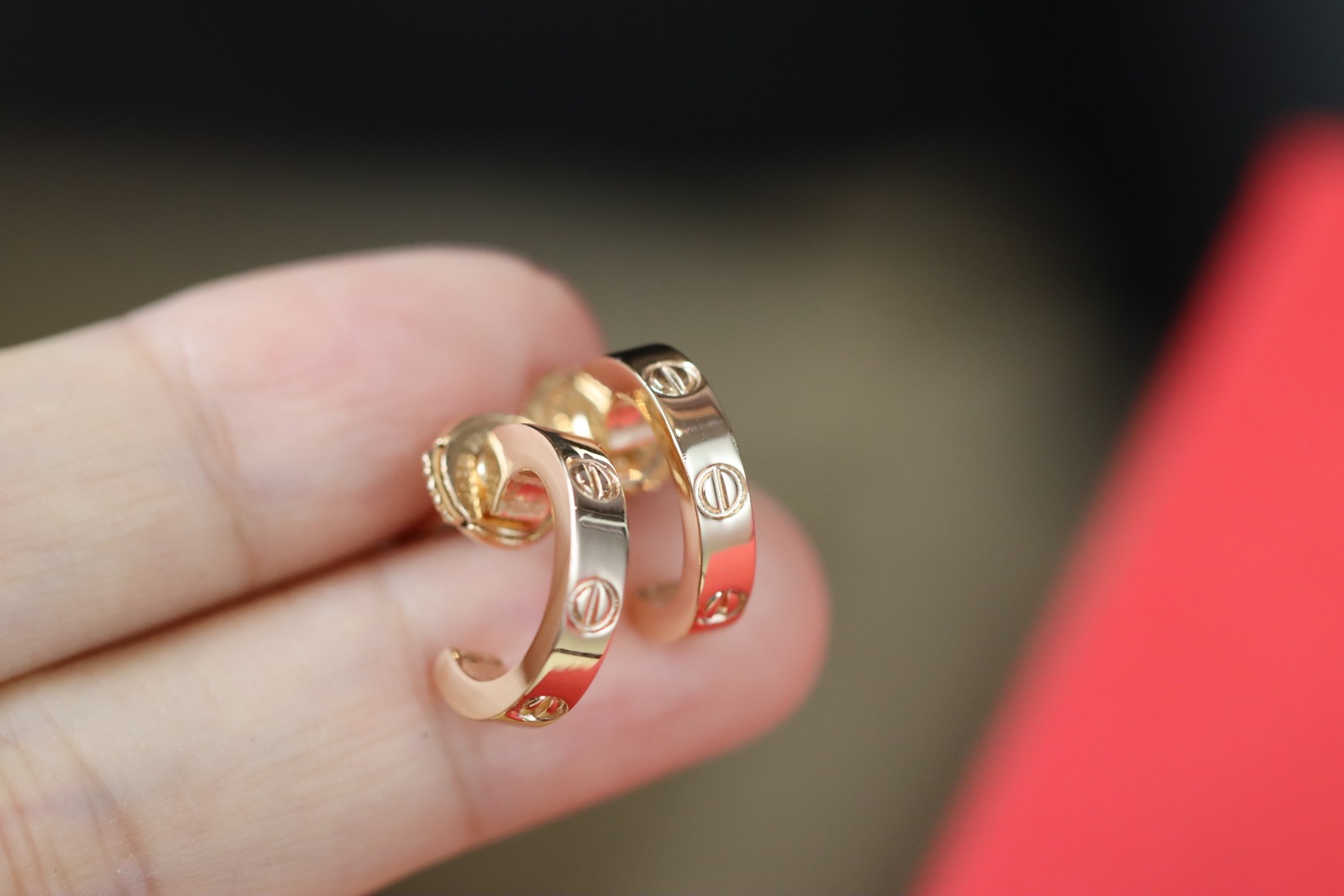 Cartier Cartier/卡地亚 Love系列 CNC螺丝半圈耳环