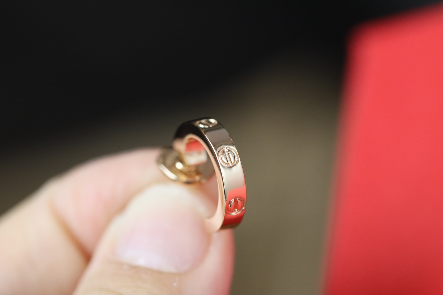 Cartier Cartier/卡地亚 Love系列 CNC螺丝半圈耳环