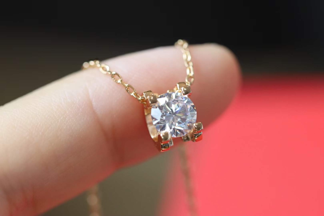 Cartier Cartier/卡地亚 CNC牛角锁骨项链