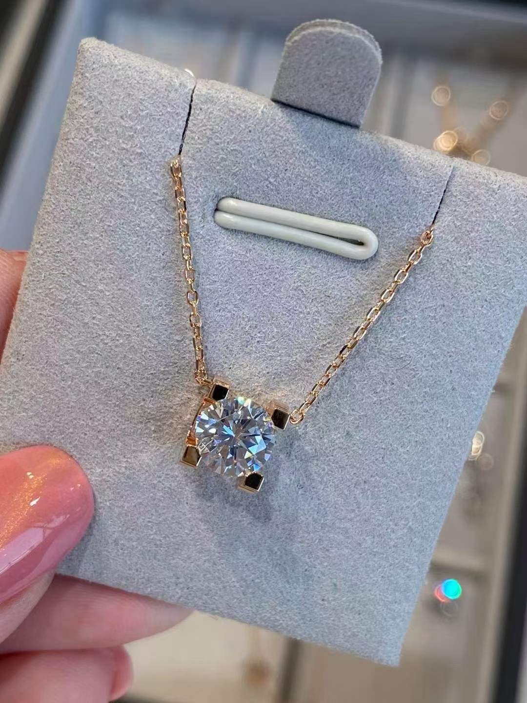 Cartier Cartier/卡地亚 CNC牛角锁骨项链