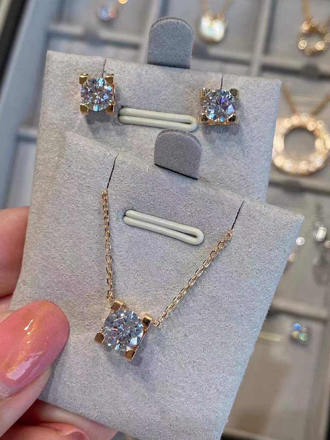 Cartier Cartier/卡地亚 CNC牛角锁骨项链