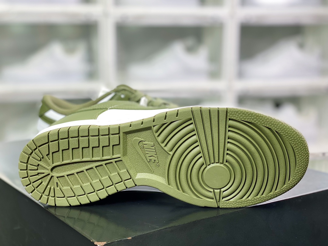 220 SB Dunk Low”Medium Olive”扣篮系列低帮休闲运动滑板板鞋“橄榄绿白”DD1503-120