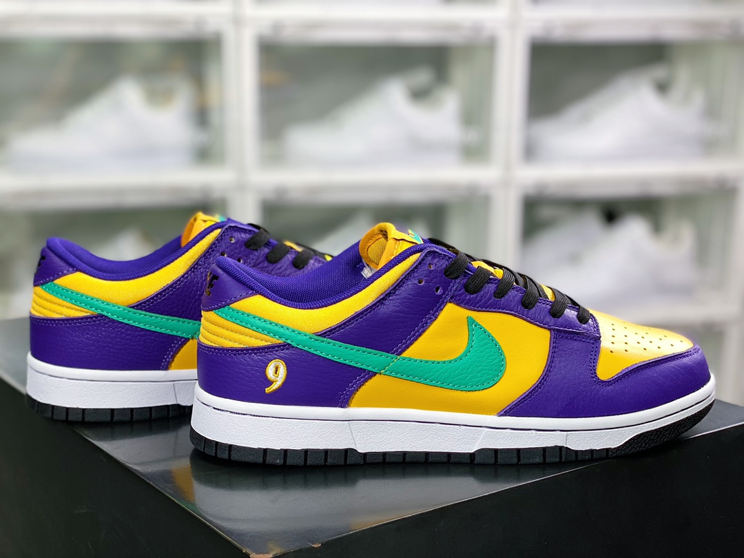 260 耐克 WMNS SB Dunk Low LX”Lisa Leslie”扣篮系列低帮休闲运动滑板板鞋“紫黄色洛杉矶火花”DO9581-500