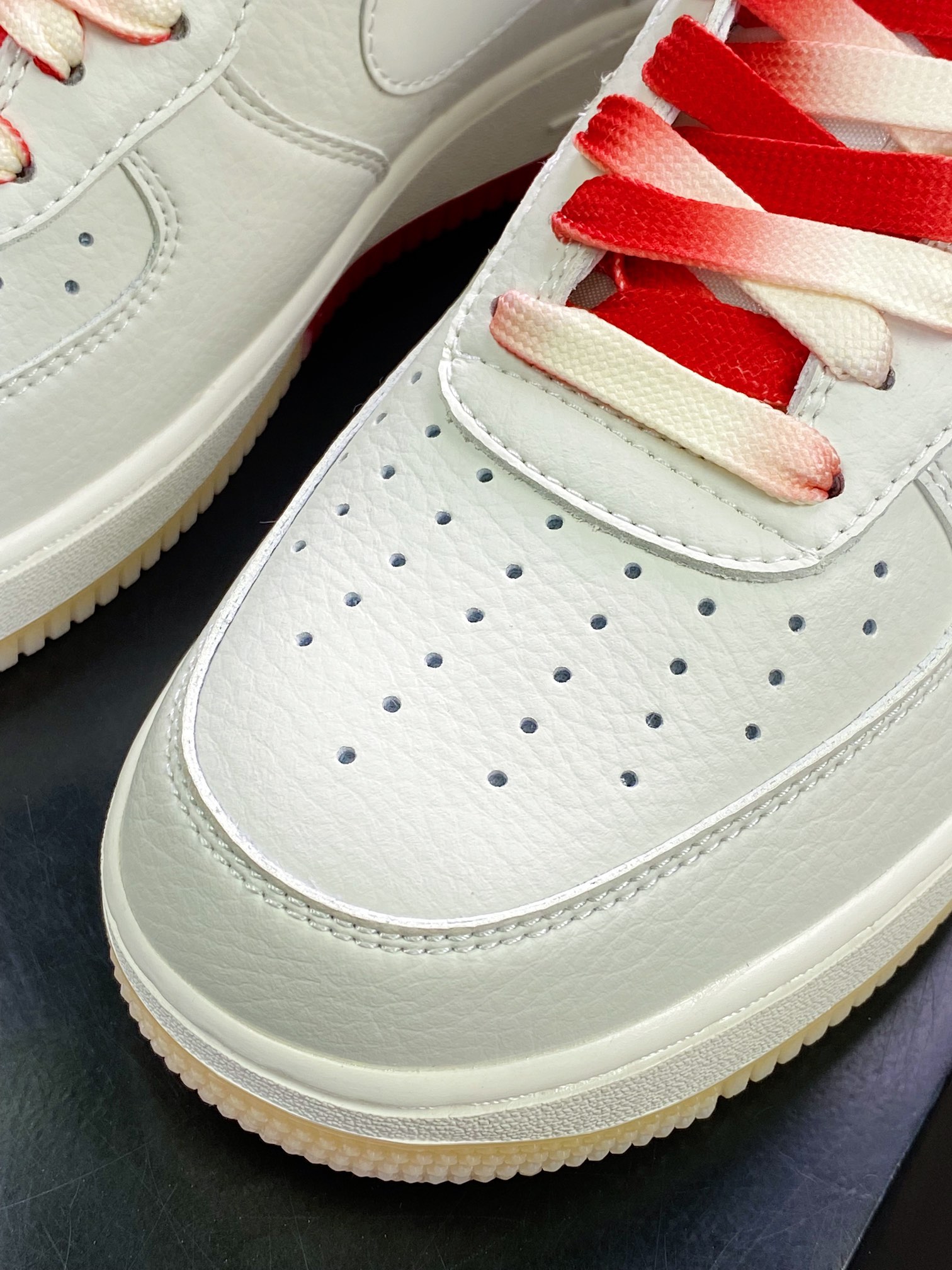 Air Force 1'07 Low QS ”Sail/Red/Atlanta Hawks” classic low-top all-match casual sports shoes YT0288-639