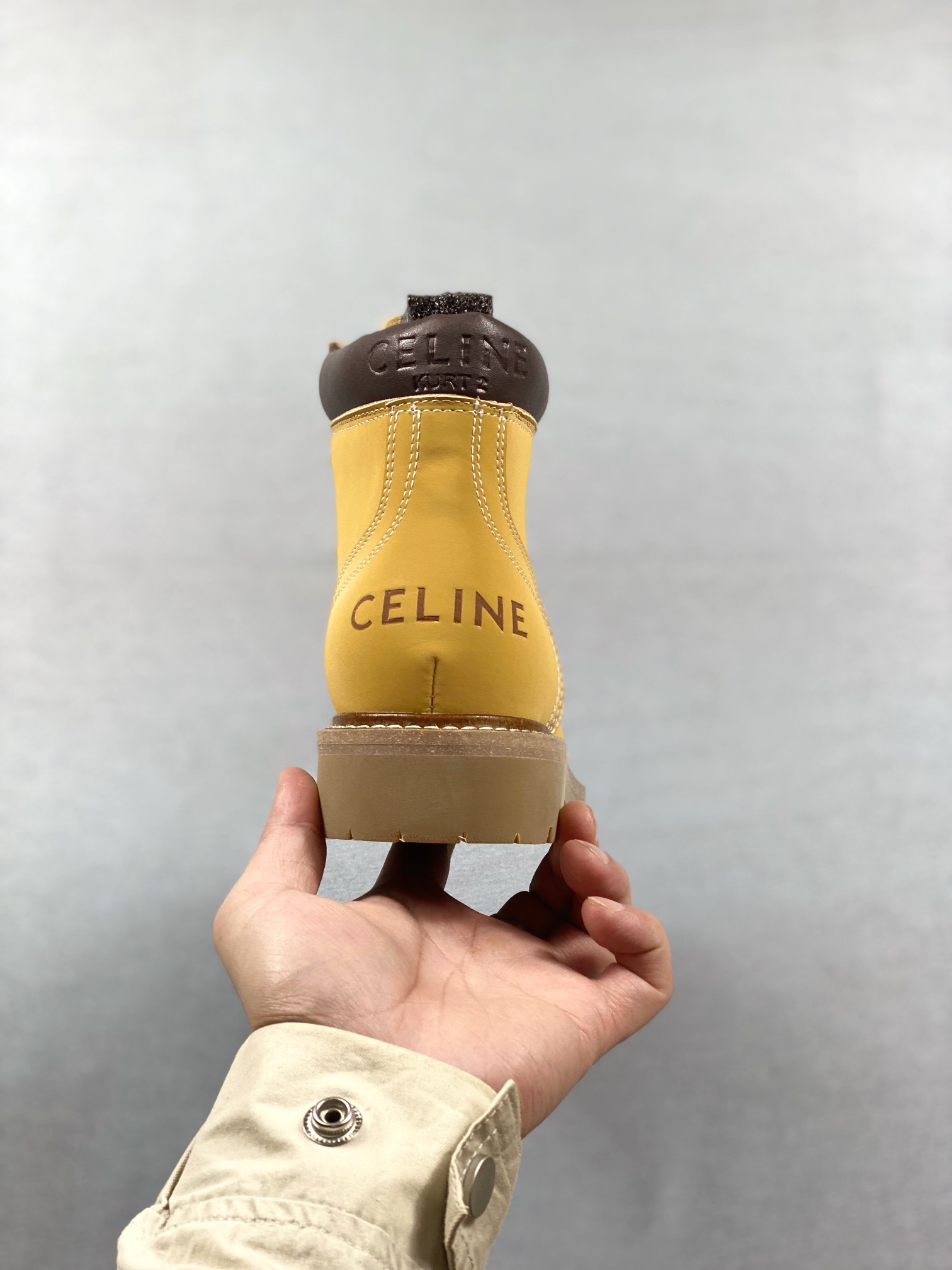 Celine Lace Up Boots ”Wheat” Celine all-match British style mid-tube locomotive goddess military uniform Martin boots 2022 autumn and winter new products