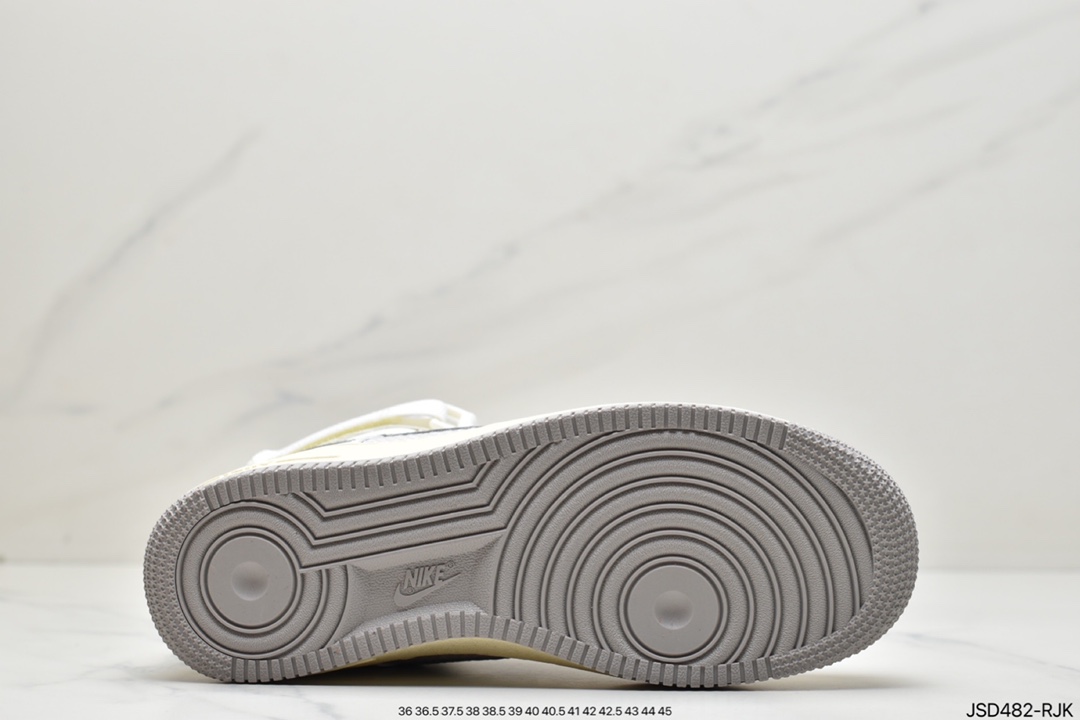 200 Nike Air Force 1 空军一号官方货DM0209-100
