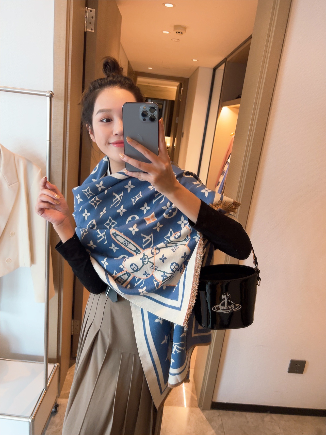 Louis Vuitton - Cashmere Scarf