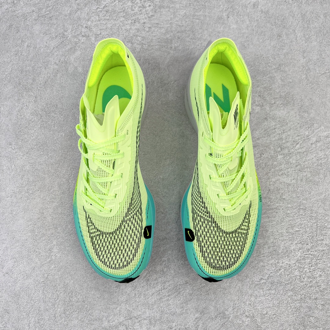 图片[2]-＃纯原福利 NK ZoomX Vaporfly Next% 马拉松二代跑鞋 细节整体升级 这款next%和上一款4%的鞋最大区的别于在鞋面面料 鞋面使用了全新 Vaporweave 科技 这种类似蝉翼的材质相比 Flyknit 更加轻薄透气 非对称的鞋带系统和泡棉护垫的加入令舒适度更高 鞋头辅以超大的 Swoosh 点缀 再配上流线型外观设计 时尚感十足 尺码：36 36.5 37.5 38 38.5 39 40 40.5 41 42 42.5 43 44 44.5 45-选品中心