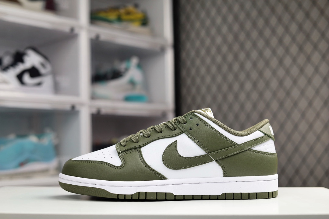 H0 Nike SB Dunk Low 白橄榄绿纯原大厂出品 顶级版本 极力推荐原装头层材料 独家版型蒸餾加工帶來的是更好的视觉和脚感体验大厂纯原品质出货 清洁度 电绣工艺 皮料切割干净无任何毛边 细节完美