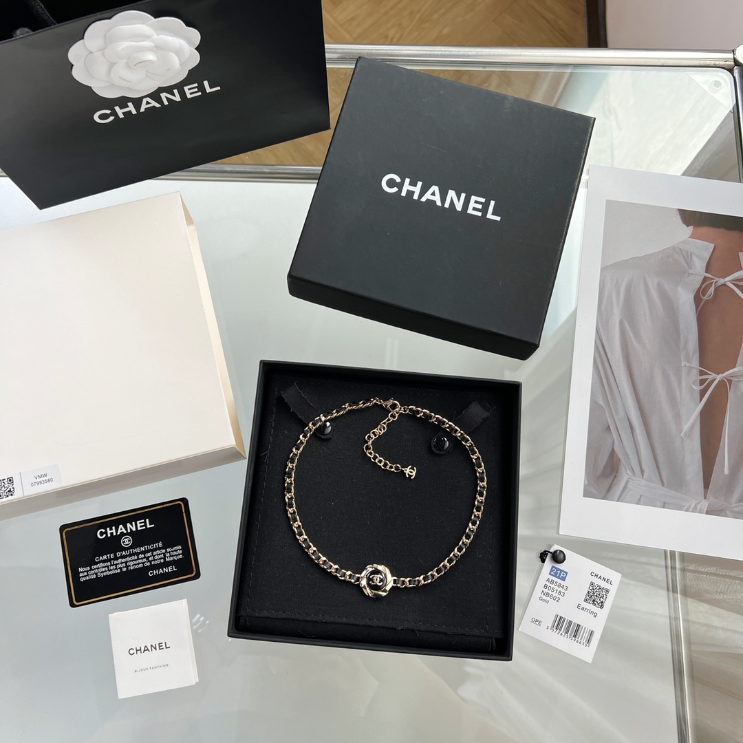 新款☑️CHANEL香奈儿双c 黑皮绳项链颈链