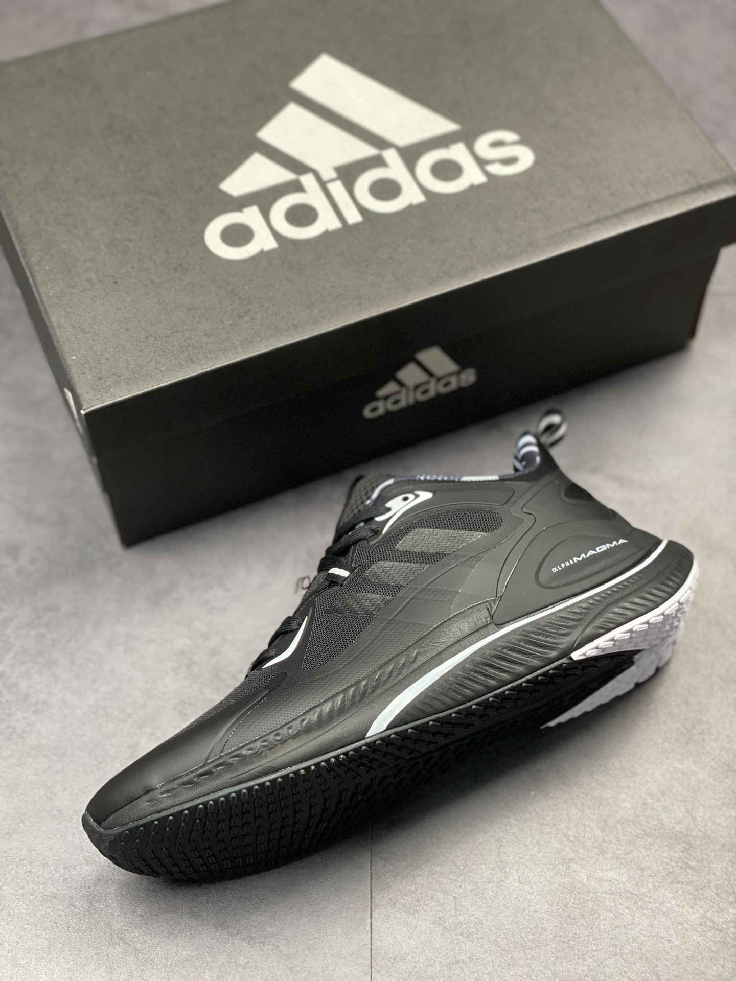 Adidas ALPHAMAGMA new training running sneakers GV9309