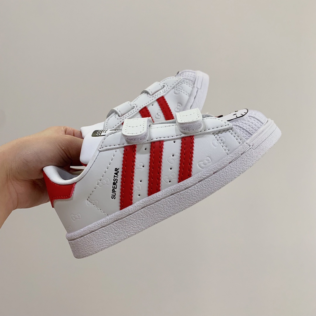 图片[4]-AD联名Hellokitty童鞋👟22-37码 这么可爱的Hello Kitty贝壳头🐚太难得了上脚超舒服的鞋子， 而且还是四季百搭常青款，皮面质感很赞👍包装盒也好可爱，毫不犹豫冲啊！！-选品中心