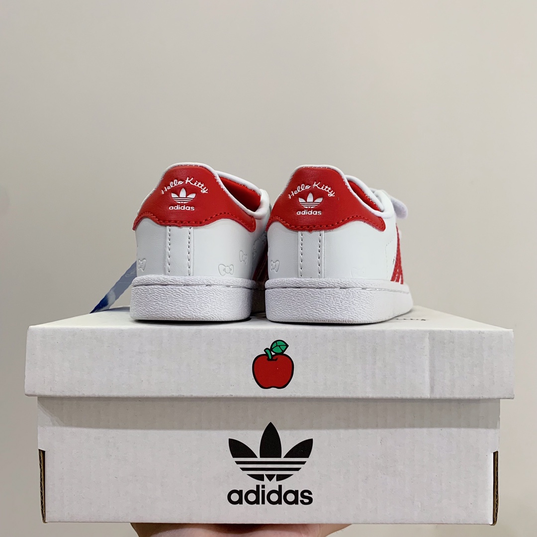 图片[3]-AD联名Hellokitty童鞋👟22-37码 这么可爱的Hello Kitty贝壳头🐚太难得了上脚超舒服的鞋子， 而且还是四季百搭常青款，皮面质感很赞👍包装盒也好可爱，毫不犹豫冲啊！！-选品中心