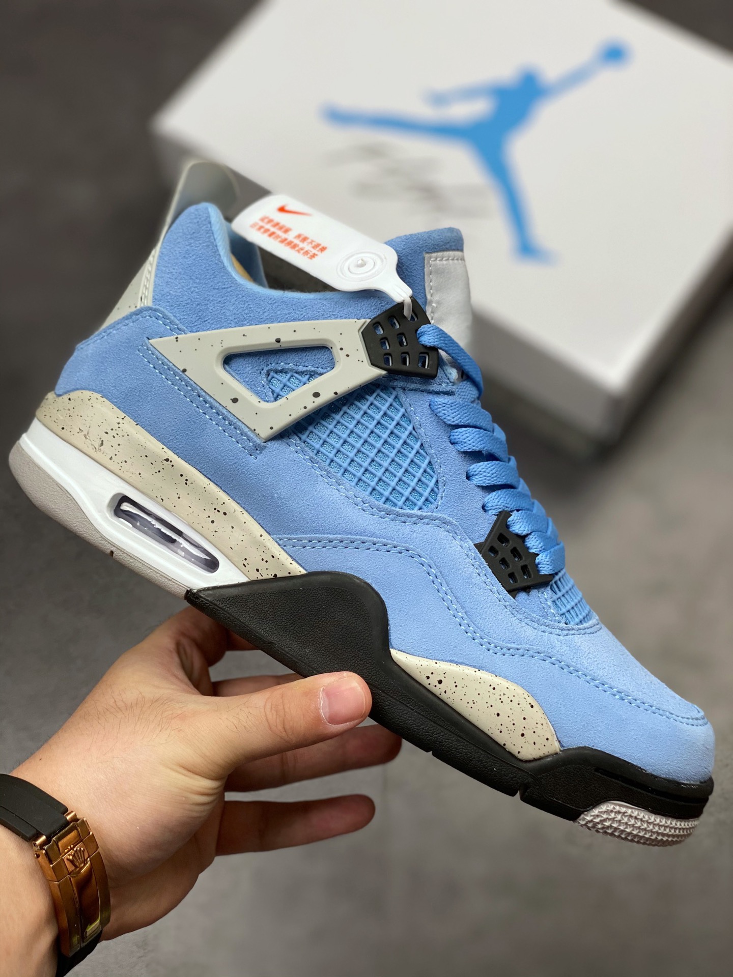 240 Air Jordan 4 Retro 大学蓝 T8527-400
