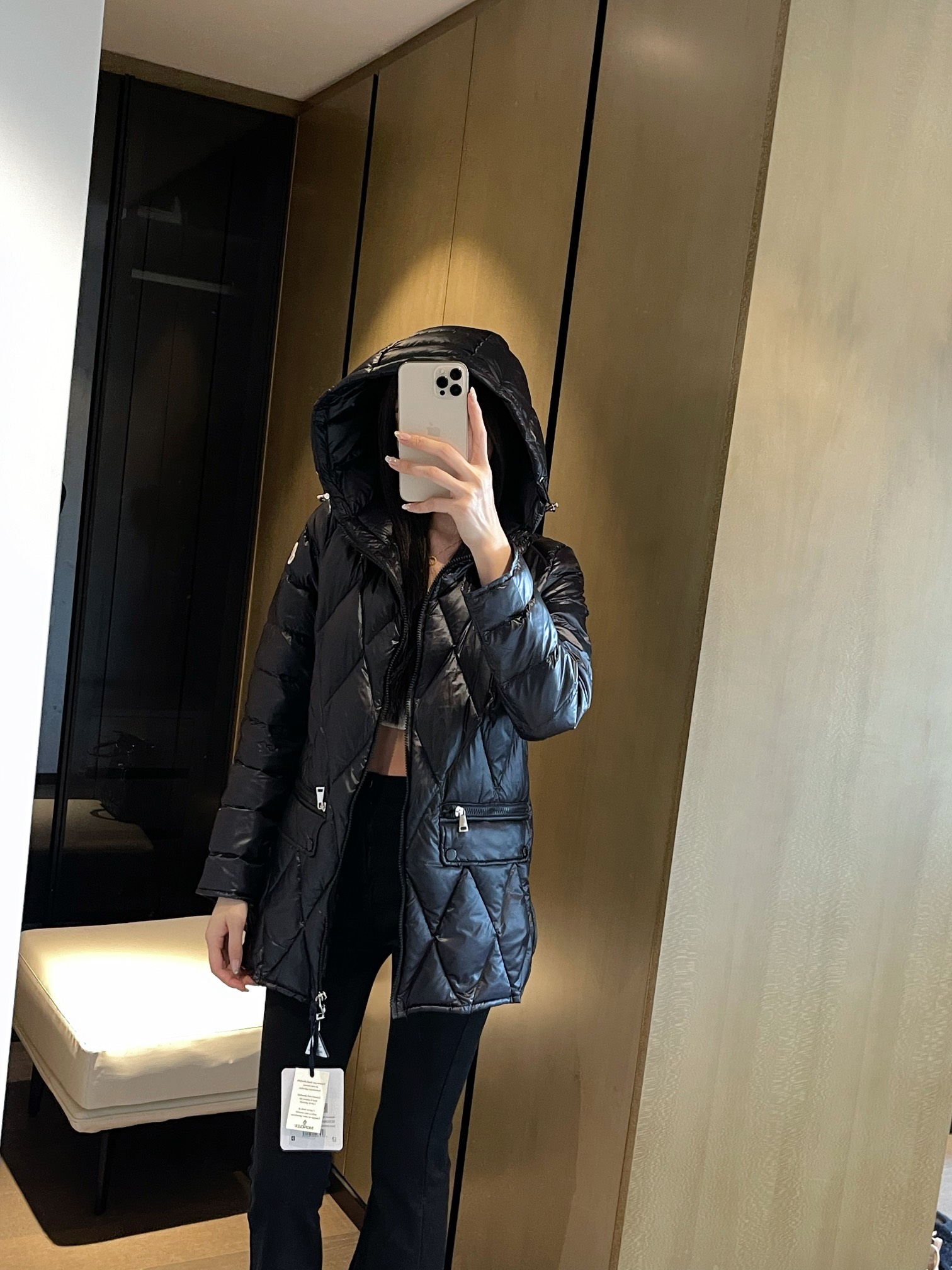 Guangzhou high-version Moncler 2023 autumn-winter Serignan quilted down jacket. Lightweight, 90% white goose down, 10% feathers. Colors: black, white, khaki. Sizes: 0-3.-Big cat