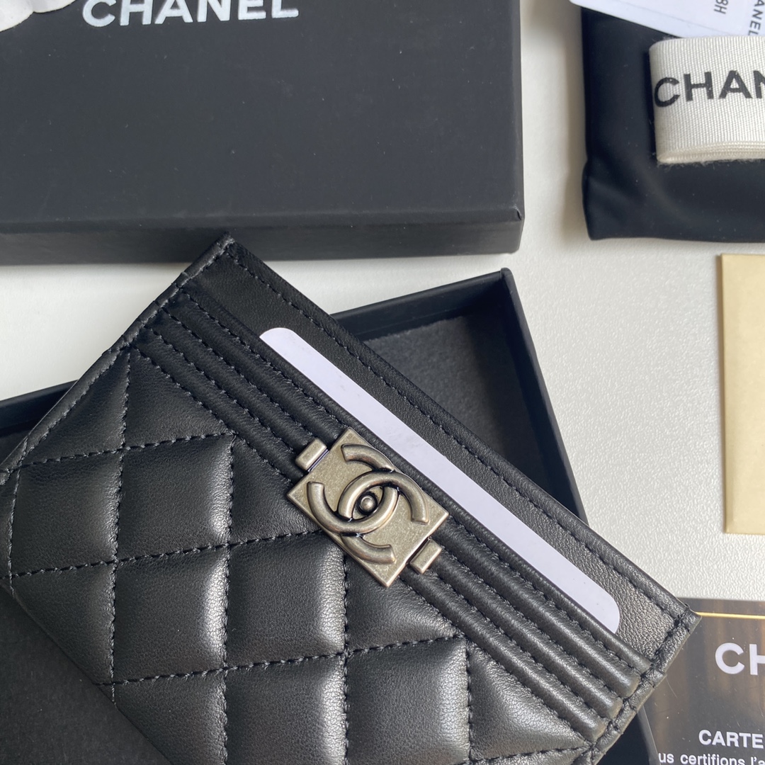 Chanel leboy卡包 款号 皮料五金，细节美到淋漓尽致全套包装 尺寸:11×7.5×1cm