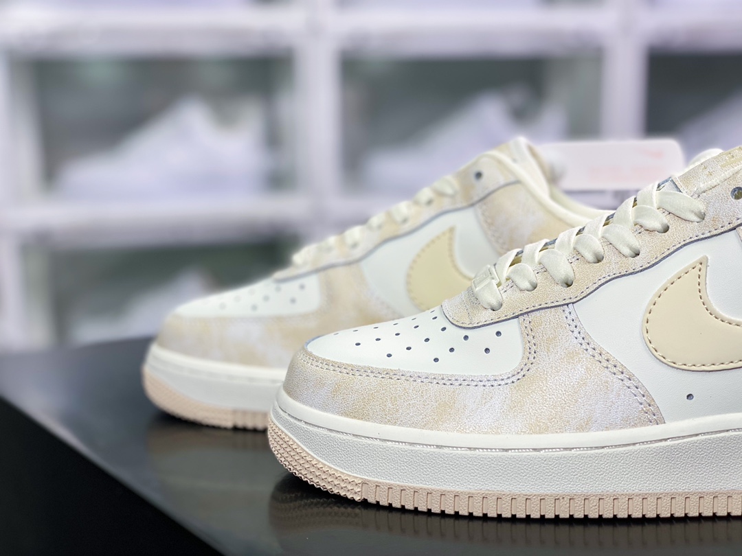 240 You Air Force 1'07 Low Retro SP空军一号低帮经典板鞋“皮革米白奶黄”KP6936-669