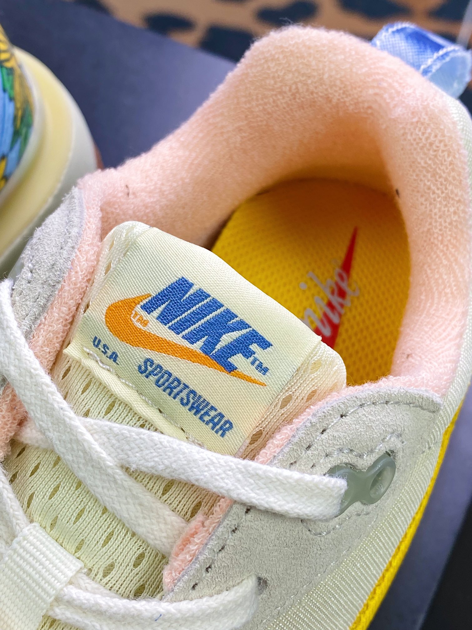 220 Air Max Dawn”Blue/Yellow/Flower”黎明系列低帮气垫百搭休闲运动慢跑鞋“天蓝黄彩色小花”DV1488-177